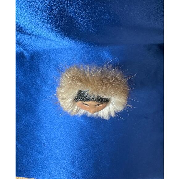 People of Alaska Handcrafted and Painted Eskimo Lady Carving Annie - Picture 5 of 6